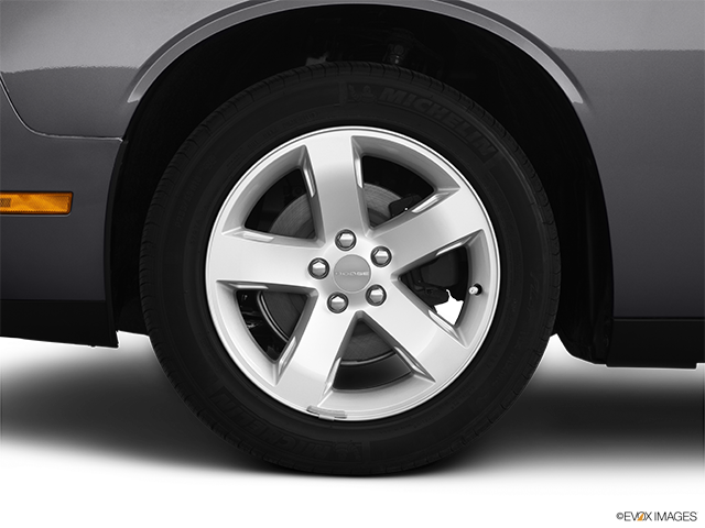 2011 Dodge Challenger Review | CARFAX Vehicle Research