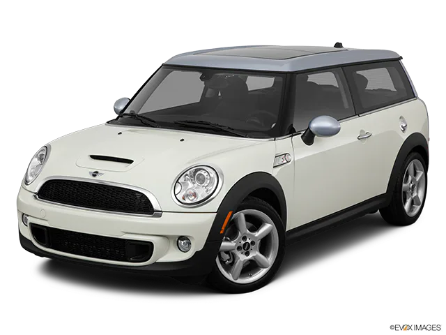 2011 MINI Cooper Clubman Front angle view