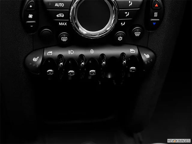 2011 MINI Cooper Clubman Driver's side inside window controls