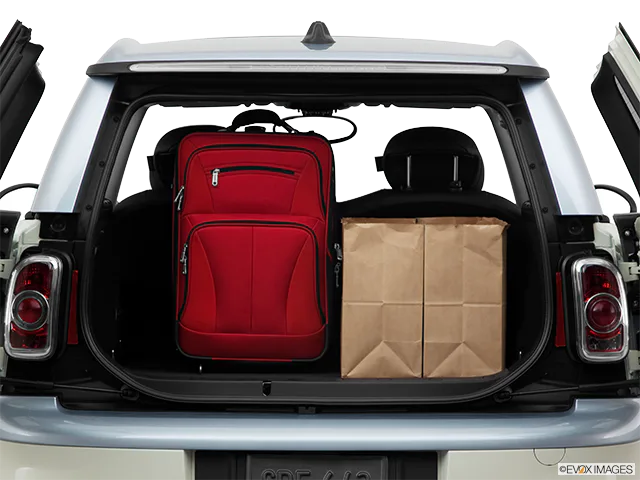 2011 MINI Cooper Clubman Trunk props