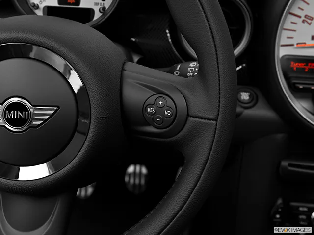 2011 MINI Cooper Clubman Steering Wheel Controls (Right Side)
