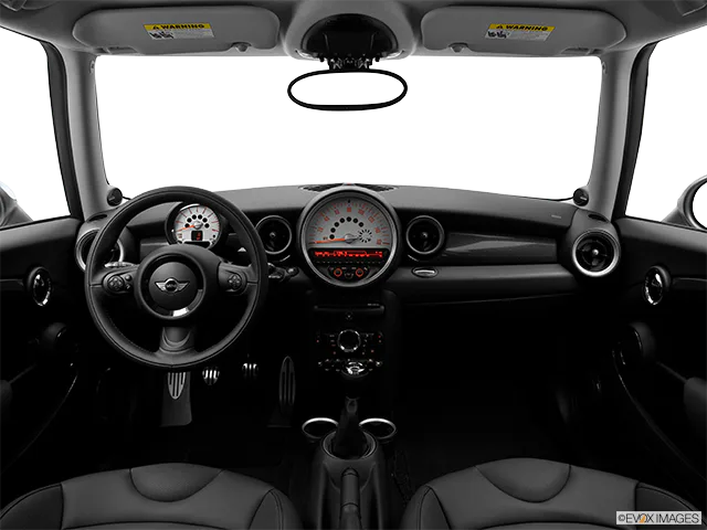 2011 MINI Cooper Clubman Centered wide dash shot