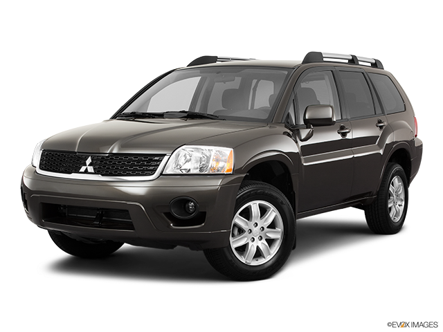 2011 Mitsubishi Endeavor Review, Pricing, and Specs | CARFAX