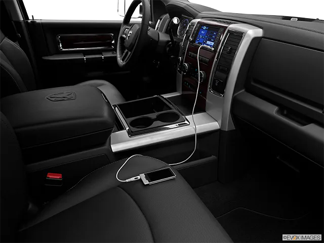 2012 Ram 3500 Zune and auxiliary jack