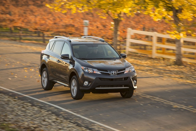 2013 Toyota RAV4 Review CARFAX Vehicle Research 2013 Toyota RAV4 Review CARFAX Vehicle Research