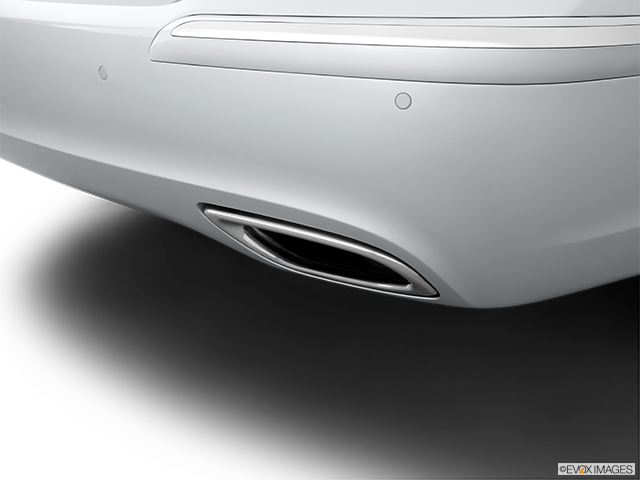 2014 Hyundai Equus Review | CARFAX Vehicle Research