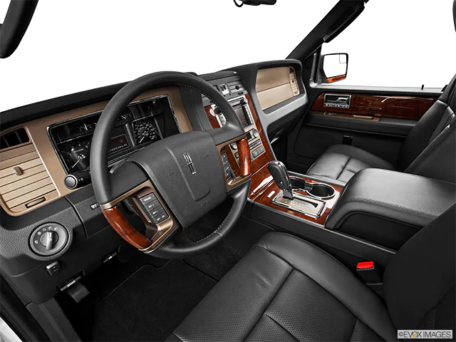 2014 Lincoln Navigator L Review, Pricing, and Specs | CARFAX
