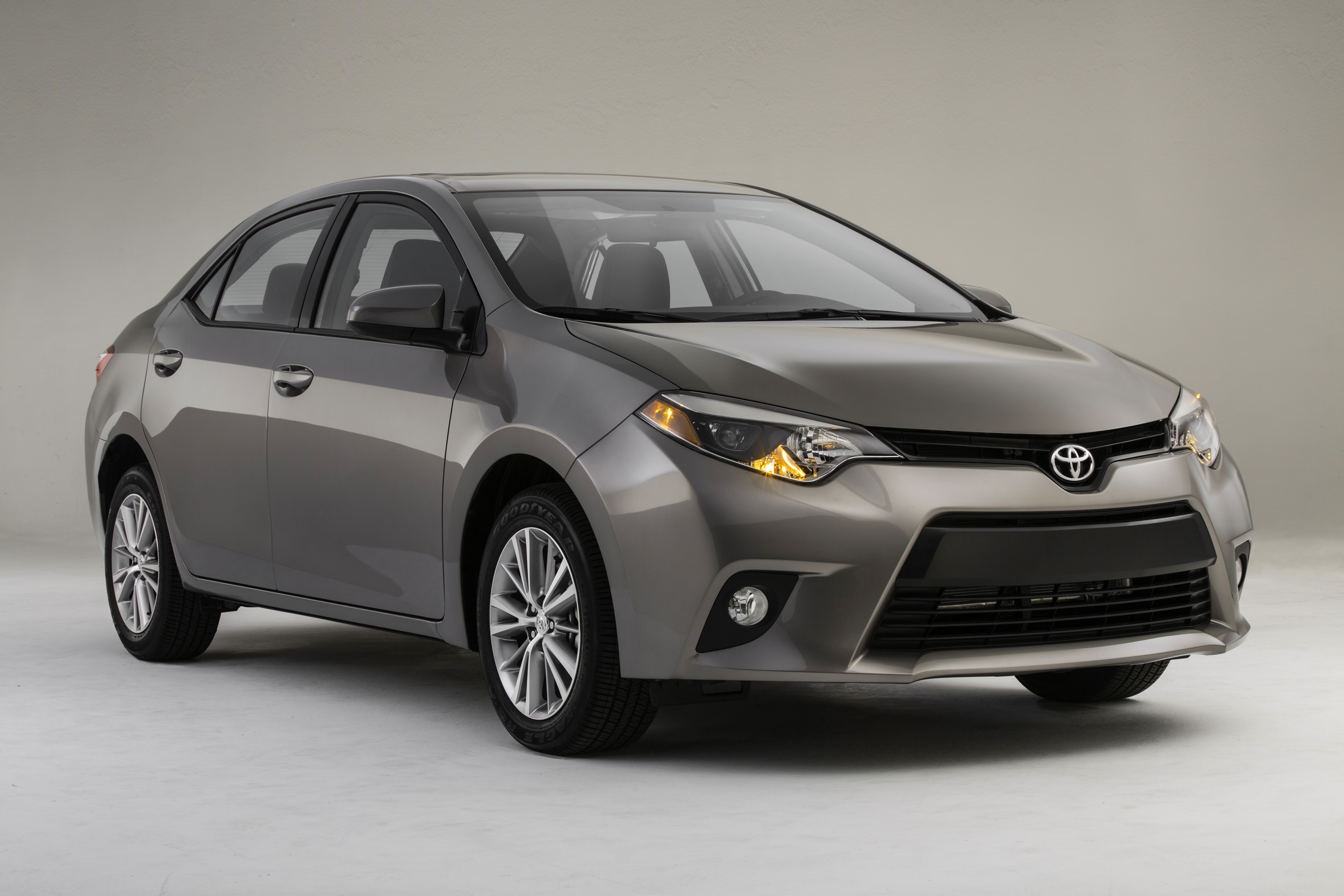 2014 Toyota Corolla Reviews, Insights, and Specs
