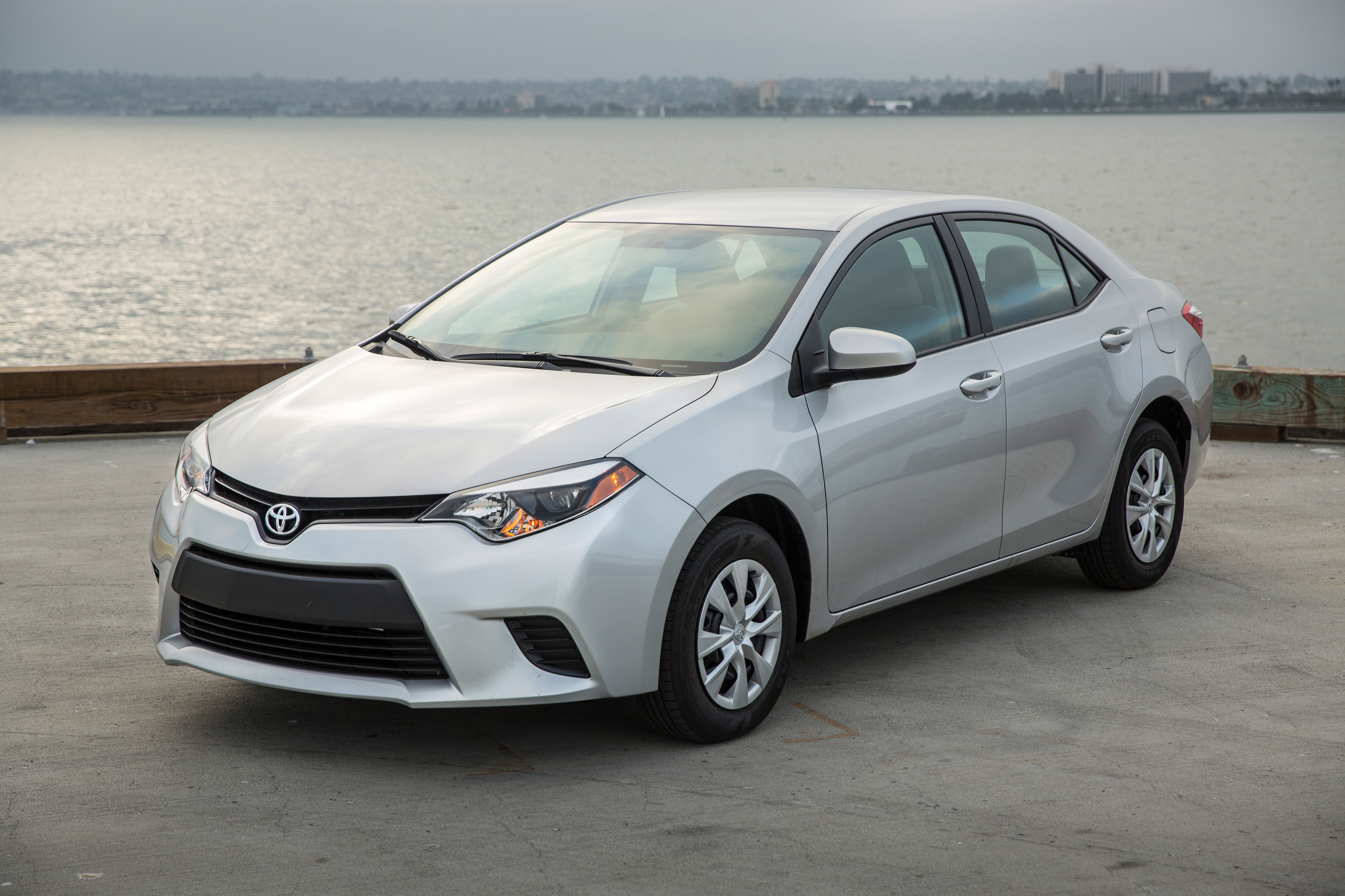 2014 Toyota Corolla Specs, Price, MPG & Reviews