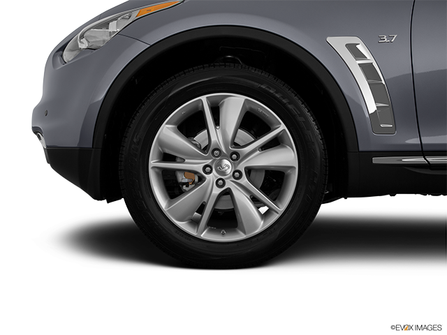 2015 Infiniti QX70 Review, Pricing, and Specs | CARFAX