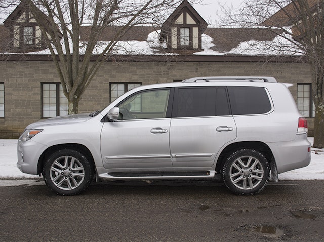 Lexus lx 480