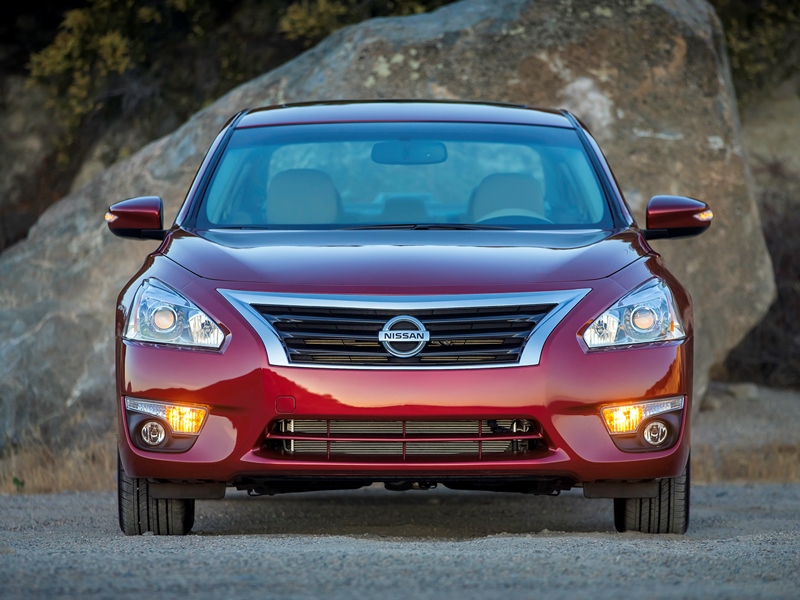 2015 Nissan Altima Review | CARFAX Vehicle Research