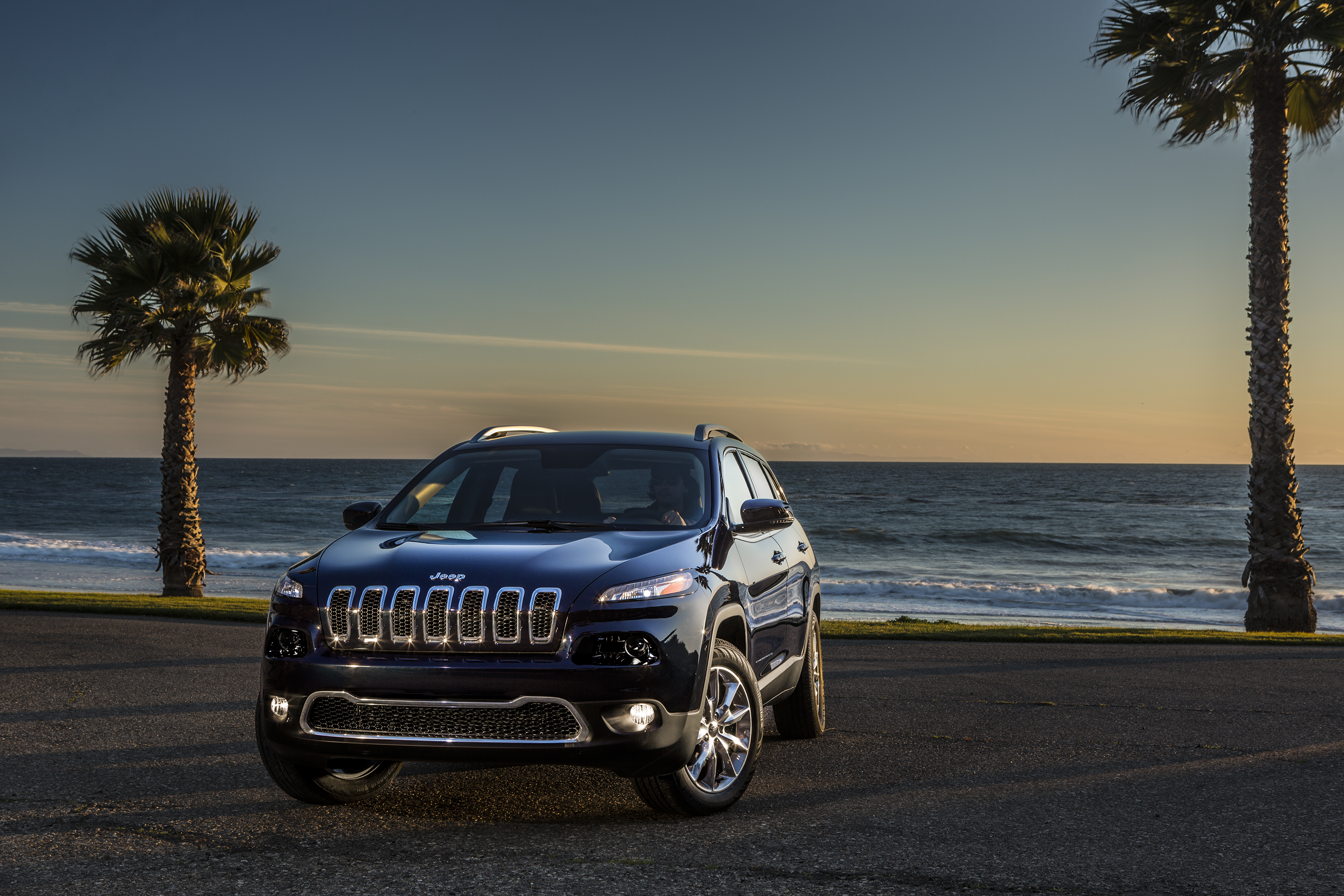 2016 Jeep Cherokee Review, Pricing, and Specs CARFAX