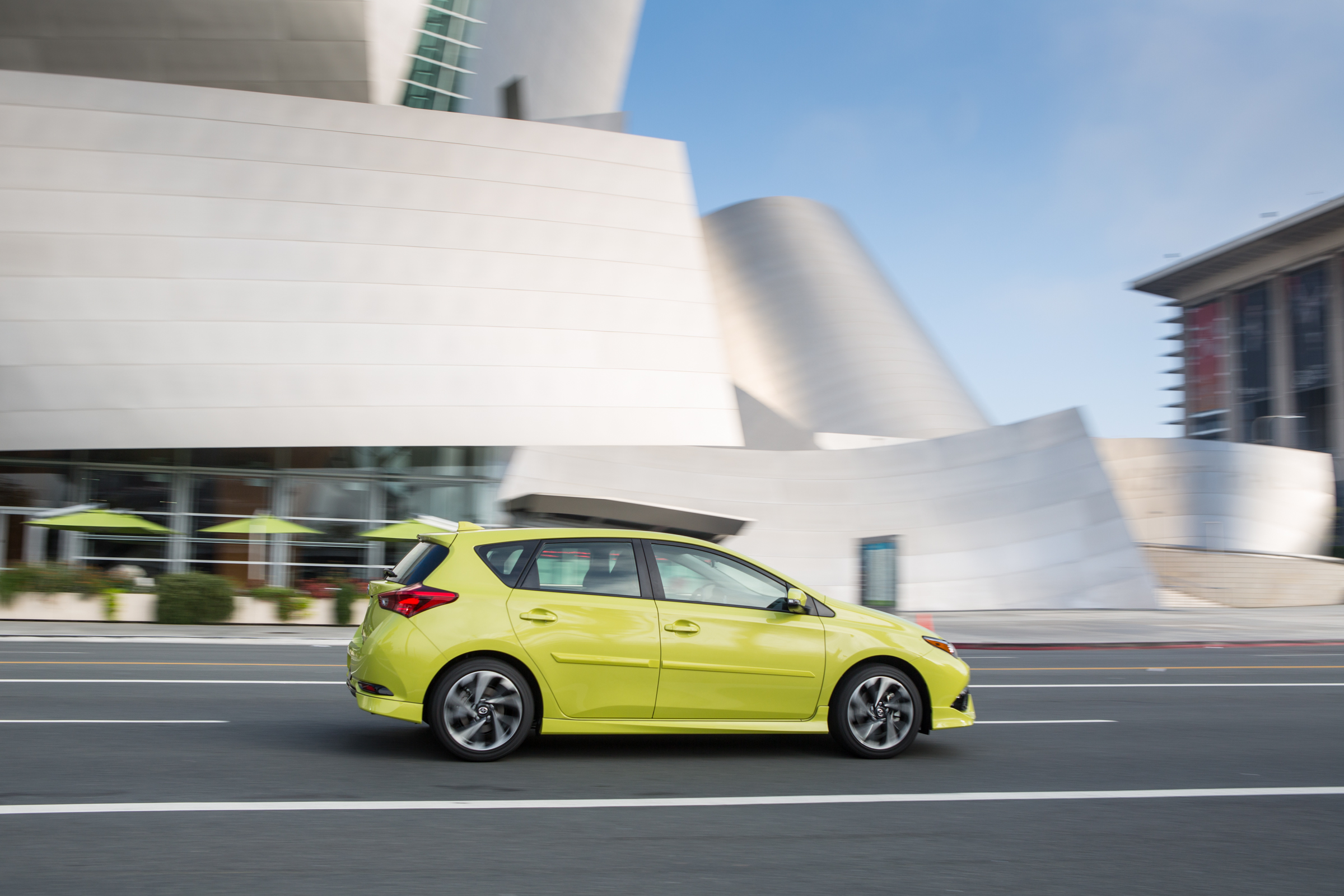 2016 Scion iM Review, Pricing, and Specs | CARFAX