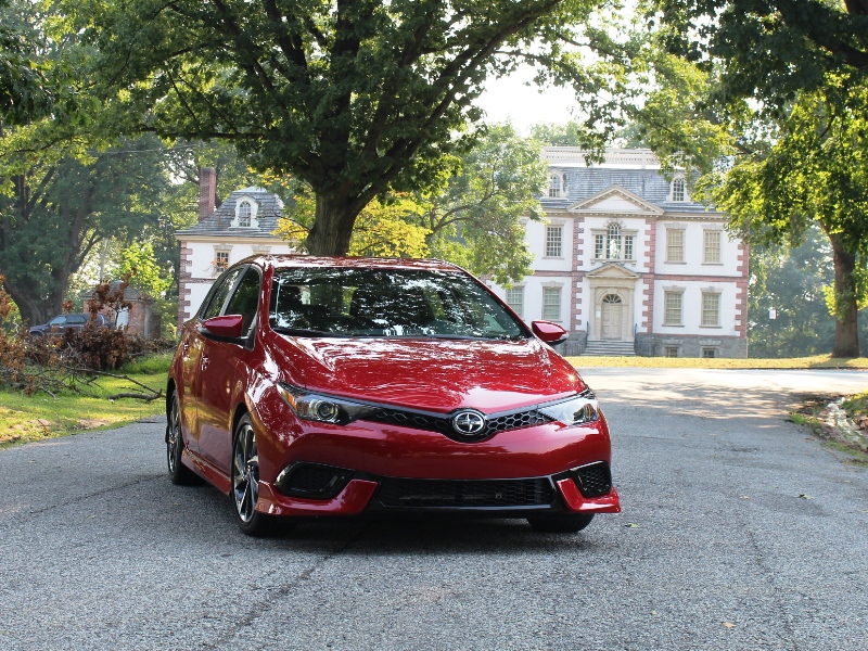 2016 Scion iM Review, Pricing, and Specs | CARFAX