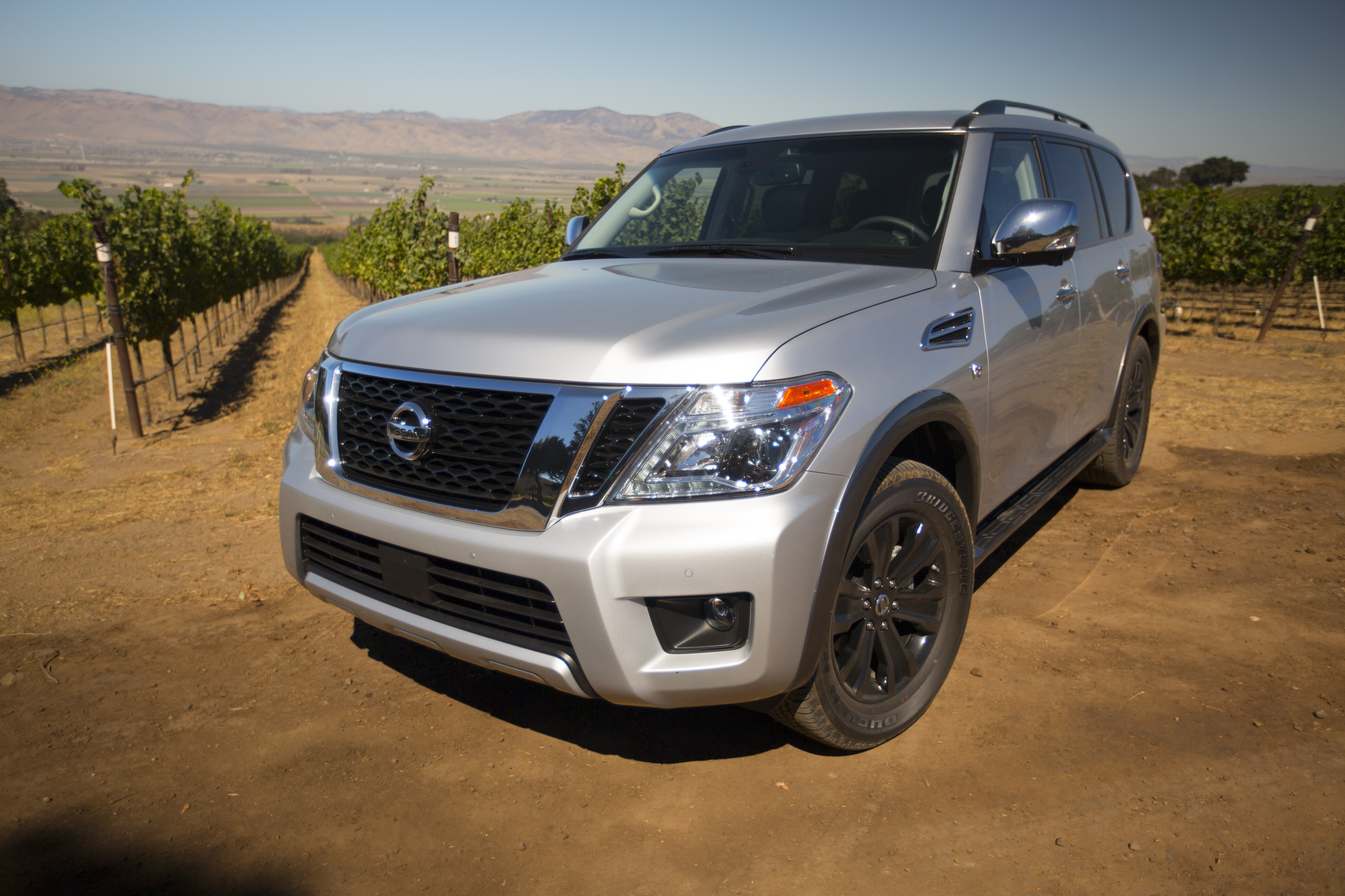 2017 Nissan Armada Reviews Insights and Specs CARFAX