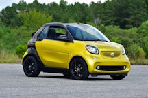 2017 Smart Fortwo Reviews, Insights, and Specs