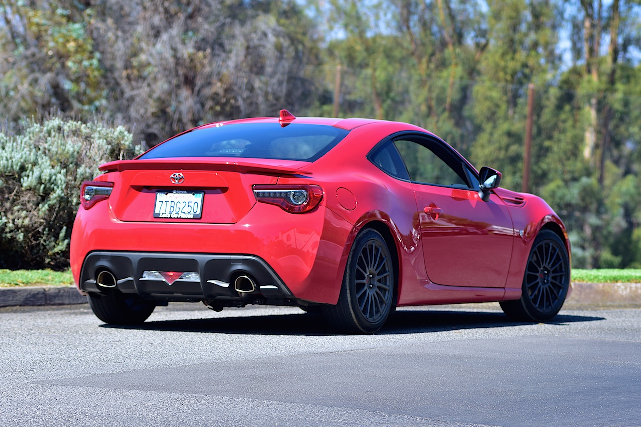 Ichiro　⑤ 2017 Toyota 86 Review, Pricing, and Specs | CARFAX