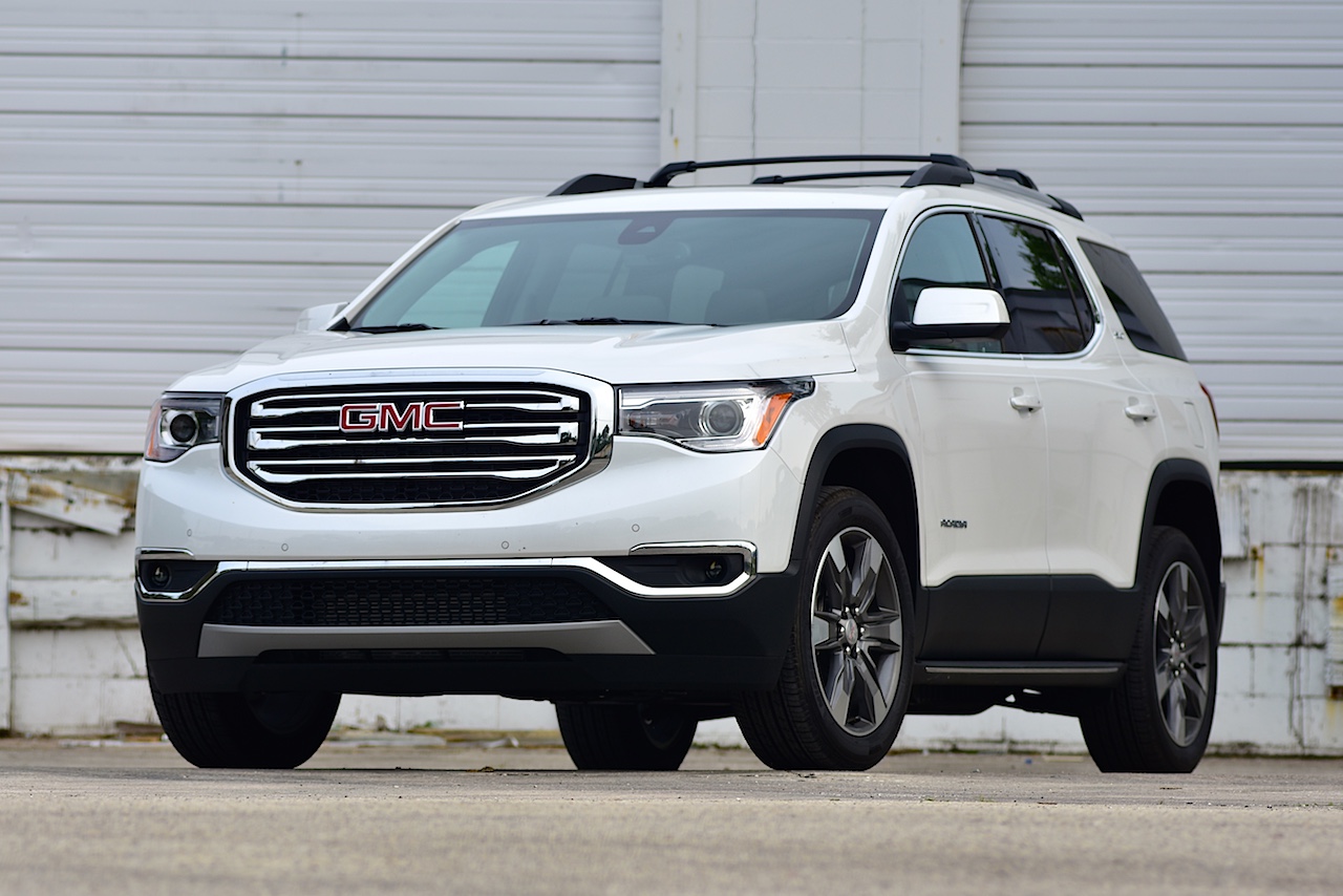 2018 GMC Acadia Review, Pricing, and Specs