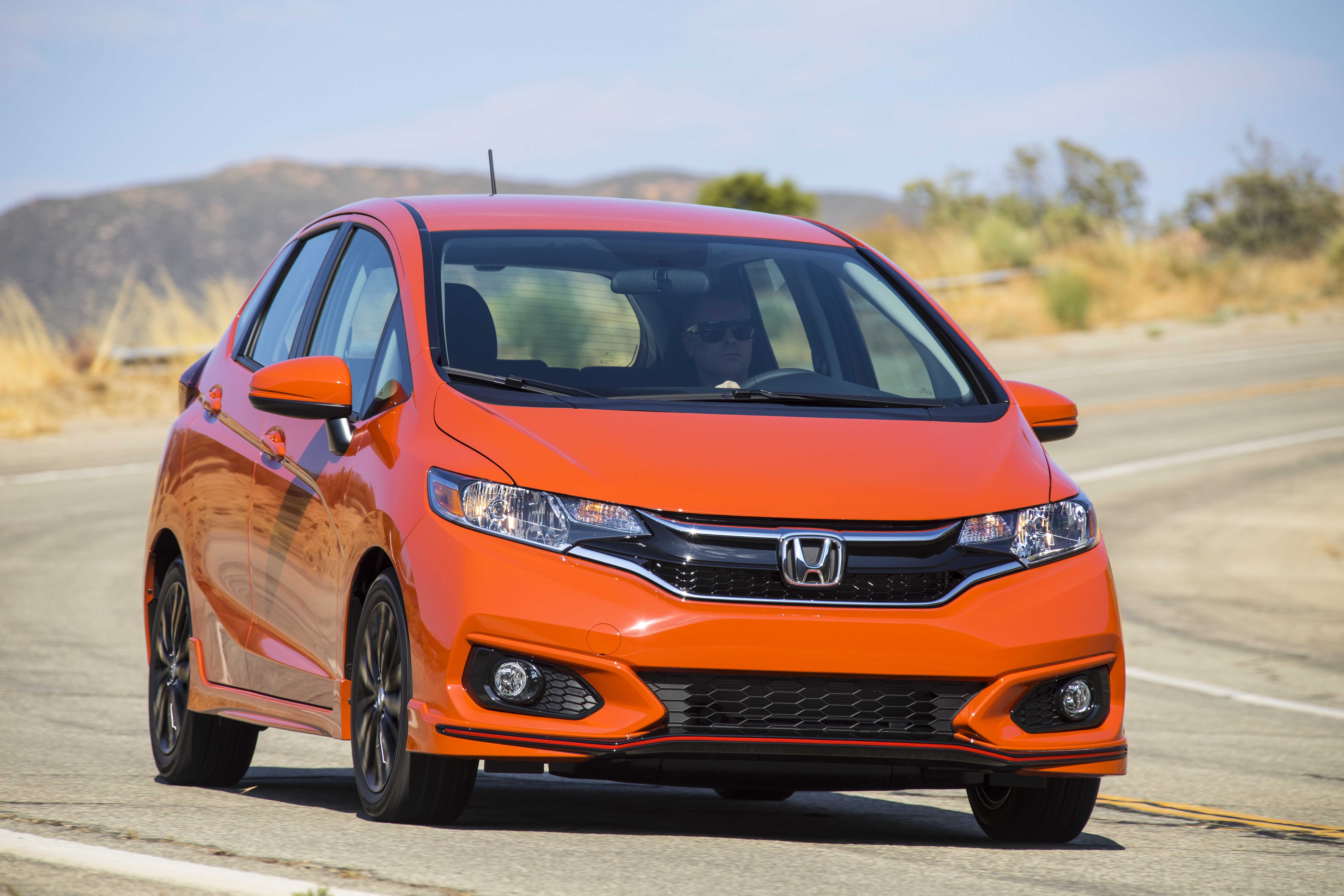 2018 Honda Fit Review, Pricing, and Specs