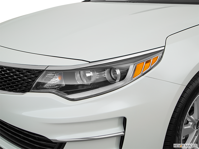 2018 Kia Optima Review | CARFAX Vehicle Research