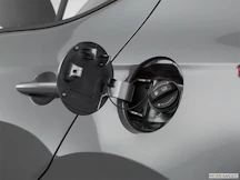 2020 Hyundai ELANTRA Gas cap open