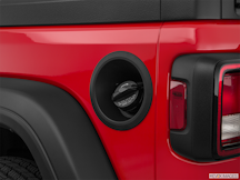 2020 Jeep Wrangler Gas cap open