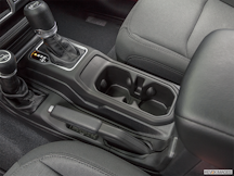 2020 Jeep Wrangler Cup holders