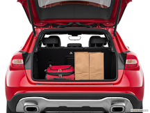 2020 Mercedes-Benz GLA Trunk props