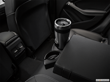 2020 Mercedes-Benz GLA Cup holder prop (quaternary)