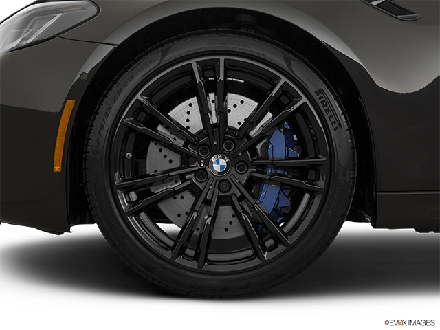 2021 BMW M5 Front Drivers side wheel at profile
