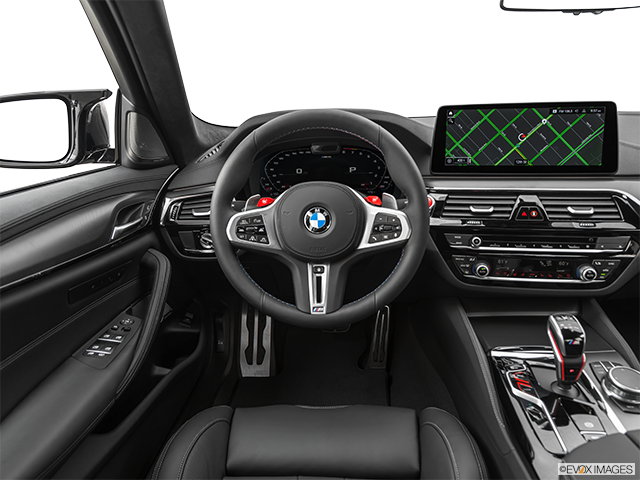 2021 BMW M5 Steering wheel/Center Console