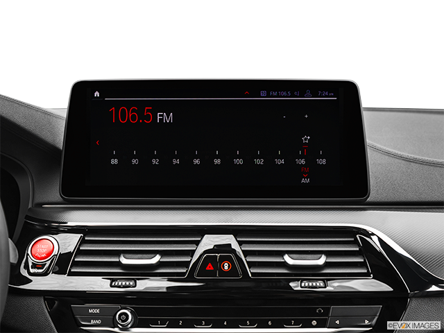 2021 BMW M5 Closeup of radio head unit