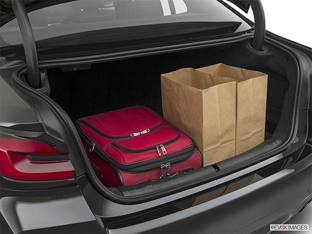 貴重！BMW 5Series 公式ライセンス商品 Experience the 2025 BMW 5 Series: Business Class Excellence